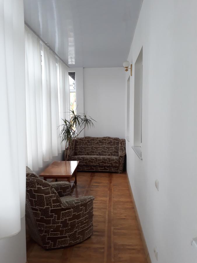 Сонячна Otel Truskavets Dış mekan fotoğraf