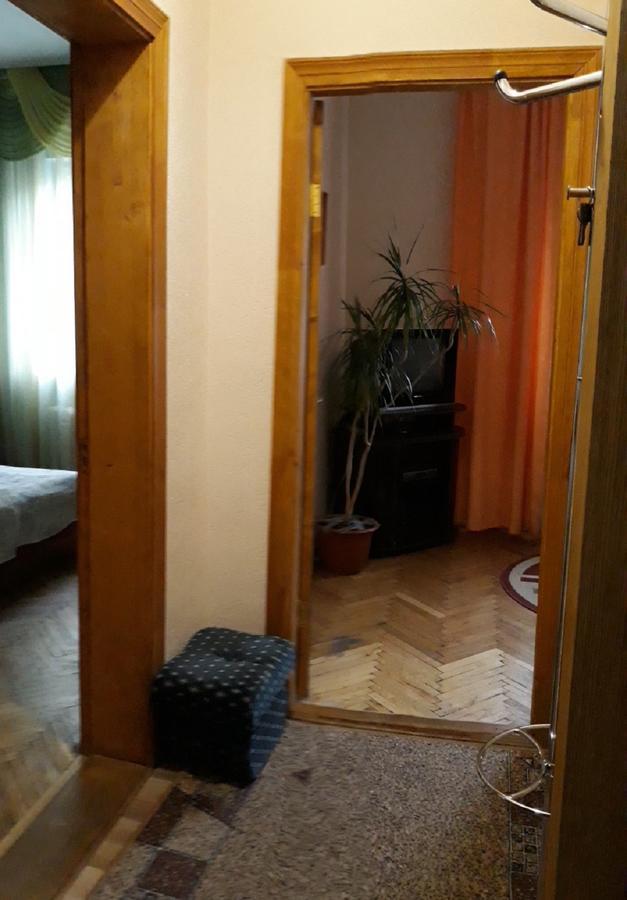 Сонячна Otel Truskavets Dış mekan fotoğraf