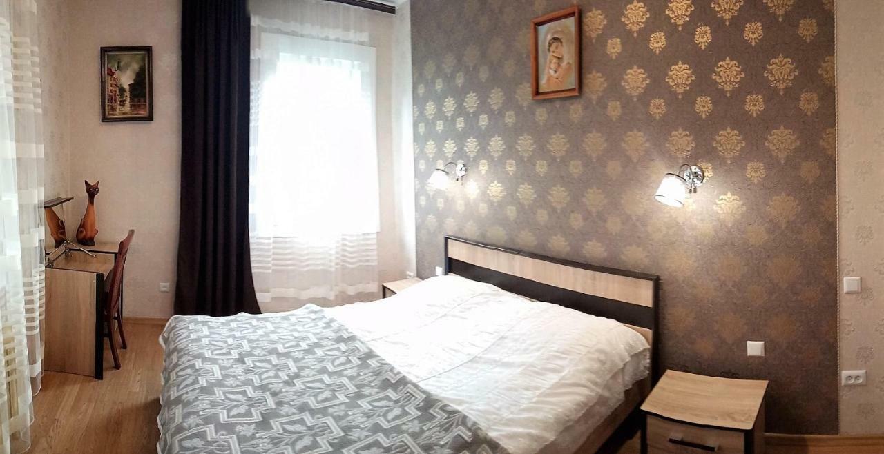 Сонячна Otel Truskavets Dış mekan fotoğraf